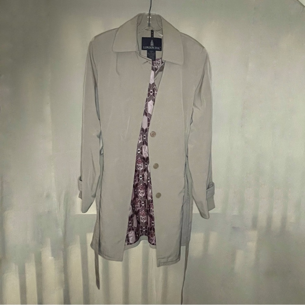 London Fog Beige Tan Trench Coat